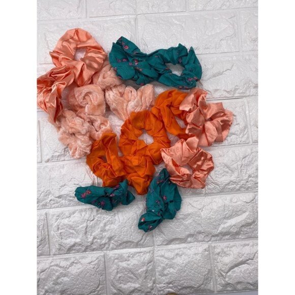 16pcs Hair Scrunchies Velvet Elastics Bobbles Ponytail Holder Hair Bands Scrunch - Picture 5 of 8